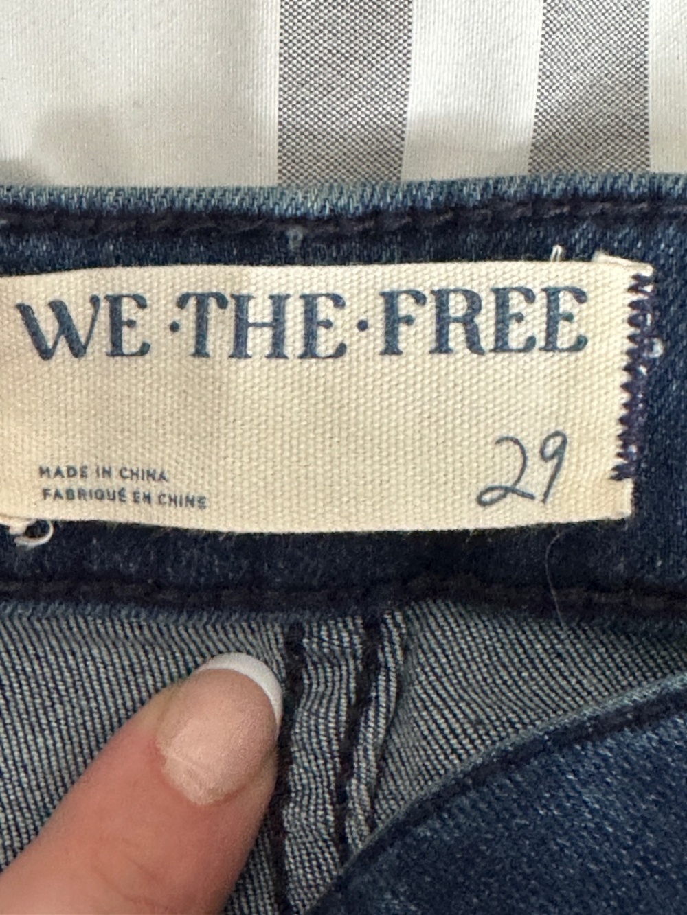 Free People We the Free Float on Flare Jeans Dark Rich Blue Size 29 Boho - Picture 8 of 10
